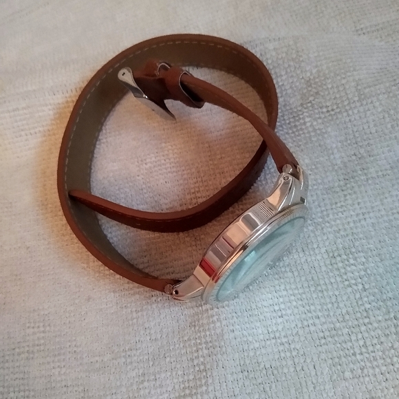 American Eagle Outfitters watch - Picture 2 of 4